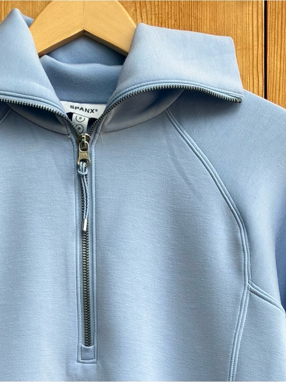 Spanx Air Essentials Half Zip Blue Top Sz Small - Picture 3 of 6